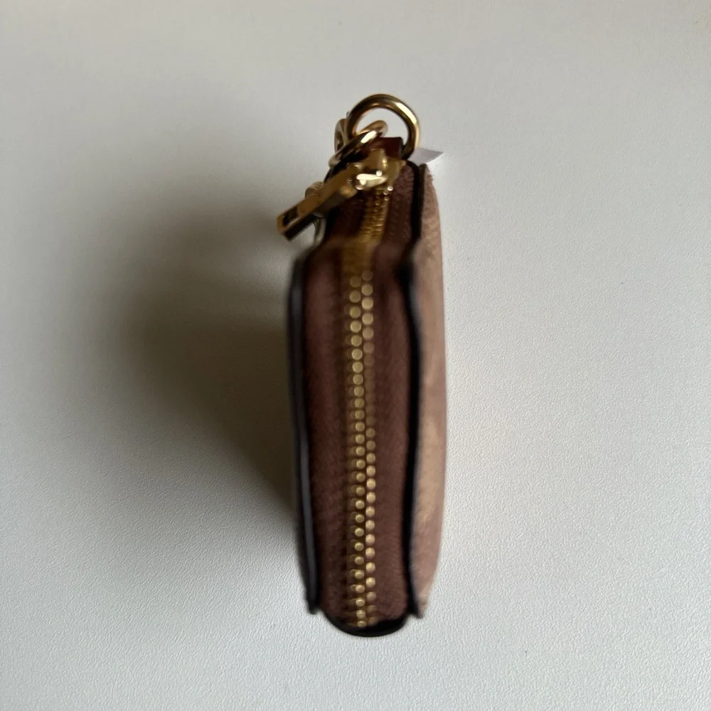 NWT coach!! Star Bag Charm In Signature Canvas 🤎 - Picture 4 of 6